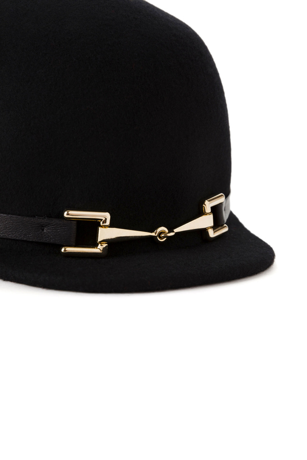 Riding hat with gold logo - Elisabetta Franchi® Outlet