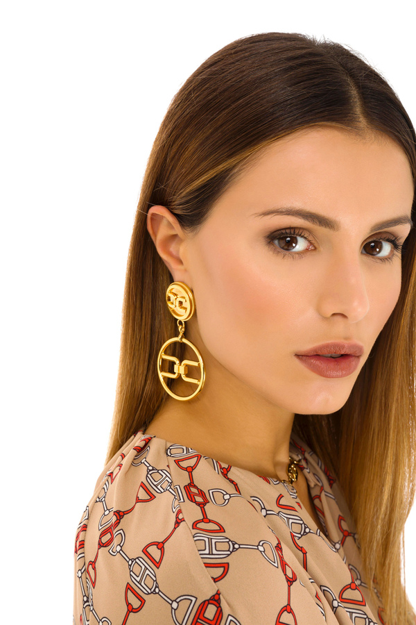 Pendant earrings with Elisabetta Franchi logo - Elisabetta Franchi® Outlet