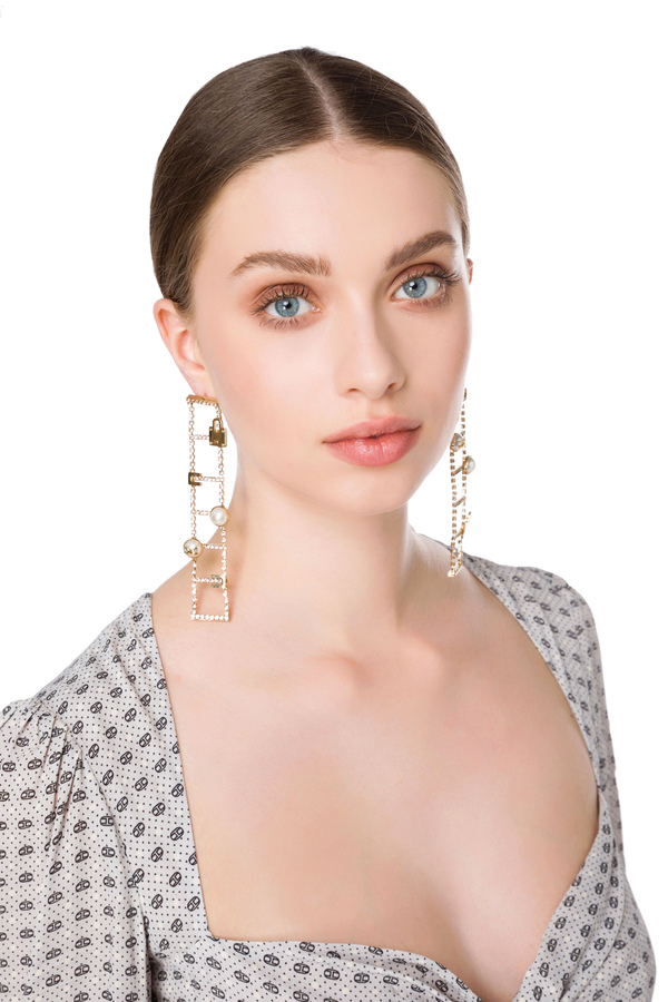 Earrings with light gold charms - Elisabetta Franchi® Outlet