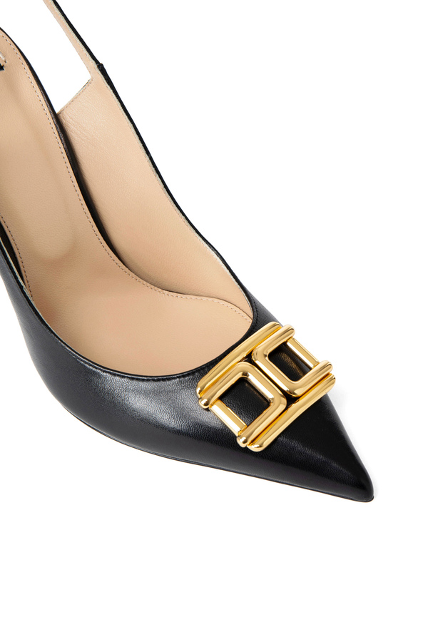 Zapatos de salón abiertos con logotipo gold - Elisabetta Franchi® Outlet