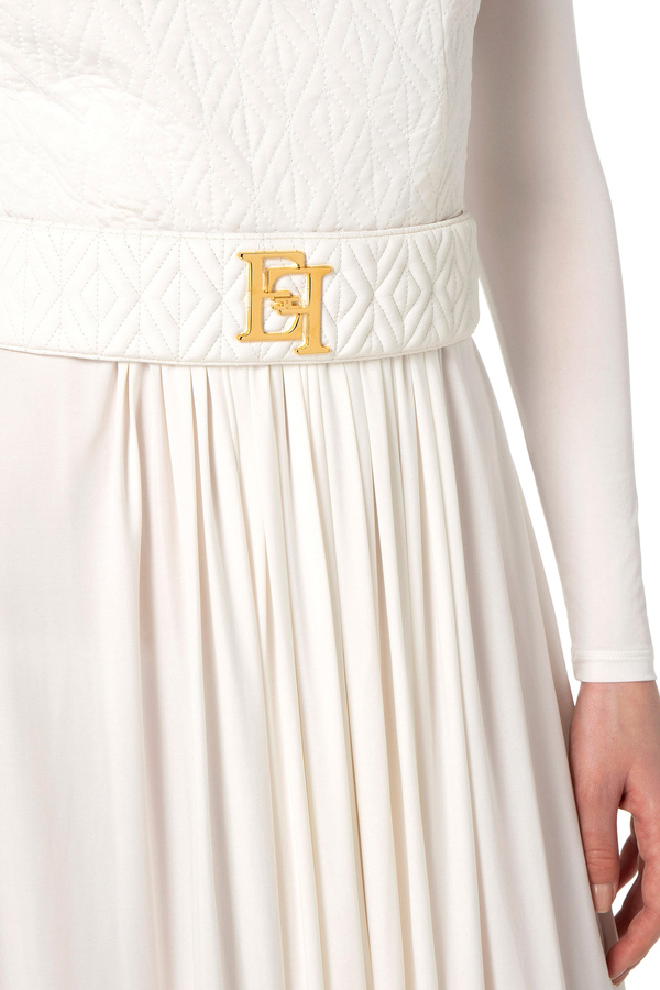 Red Carpet dress in jersey with embossed embroidery - Elisabetta Franchi® Outlet