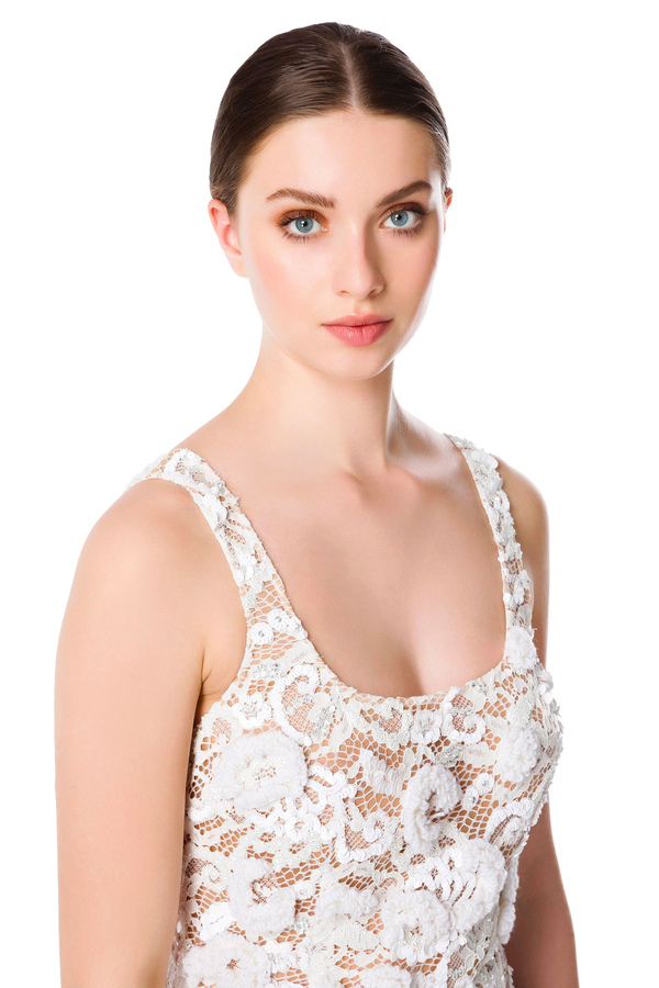Embroidered macramé lace sheath dress by Elisabetta Franchi - Elisabetta Franchi® Outlet
