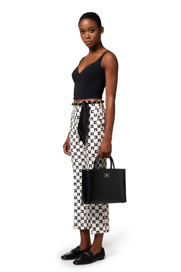 Mittelgroßer Shopper mit emaillierter-Plakette - Elisabetta Franchi® Outlet