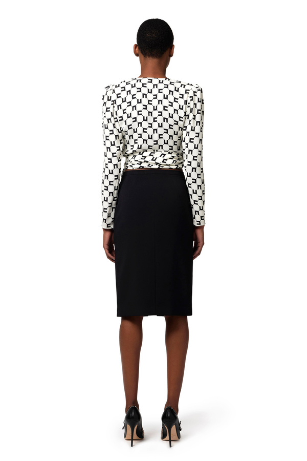 Cropped blouse in viscose georgette fabric with logo print and knot - Elisabetta Franchi® Outlet