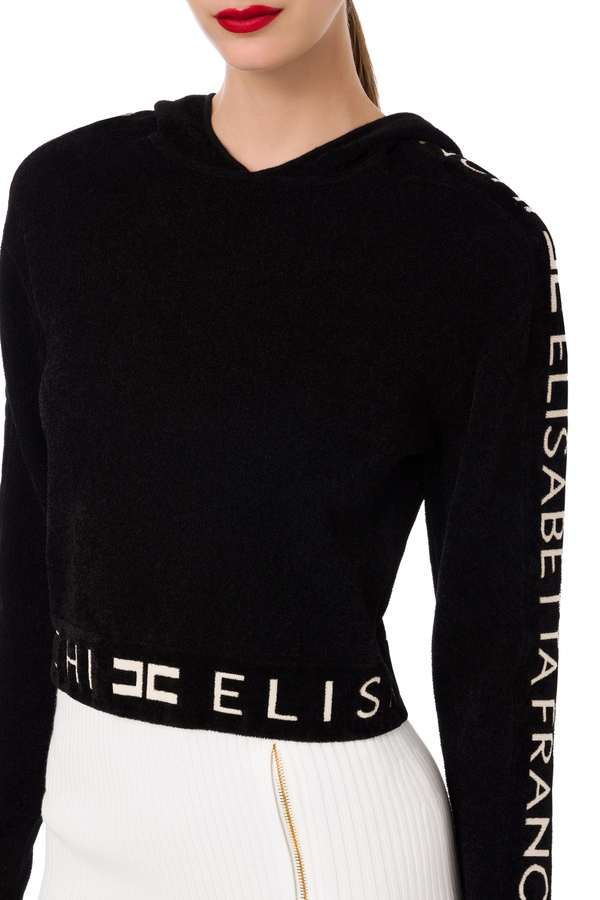 Kurzes Sweatshirt mit Kapuze und Logo-Streifen - Elisabetta Franchi® Outlet