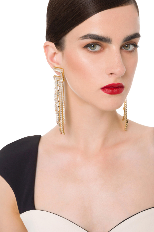 Pendant earrings with chain mix - Elisabetta Franchi® Outlet