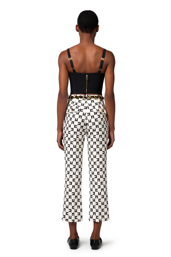Schlaghose aus Stretch-Crêpe mit Logo-Print und Gürtel mit Tuch - Elisabetta Franchi® Outlet