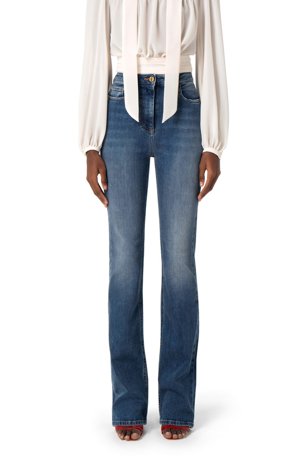 Jeans mit Schlagbein - Elisabetta Franchi® Outlet