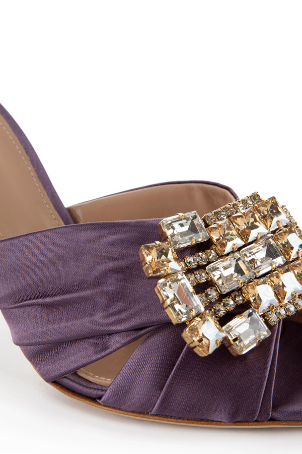 Satin slider sandal with jewel at the centre - Elisabetta Franchi® Outlet