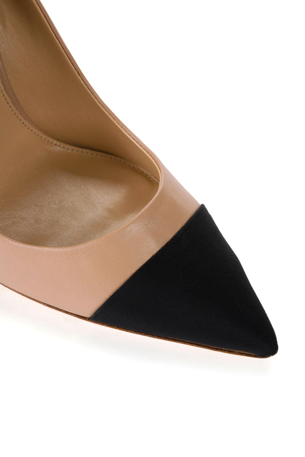 Two-tone sculpted heel pumps with logo - Elisabetta Franchi® Outlet