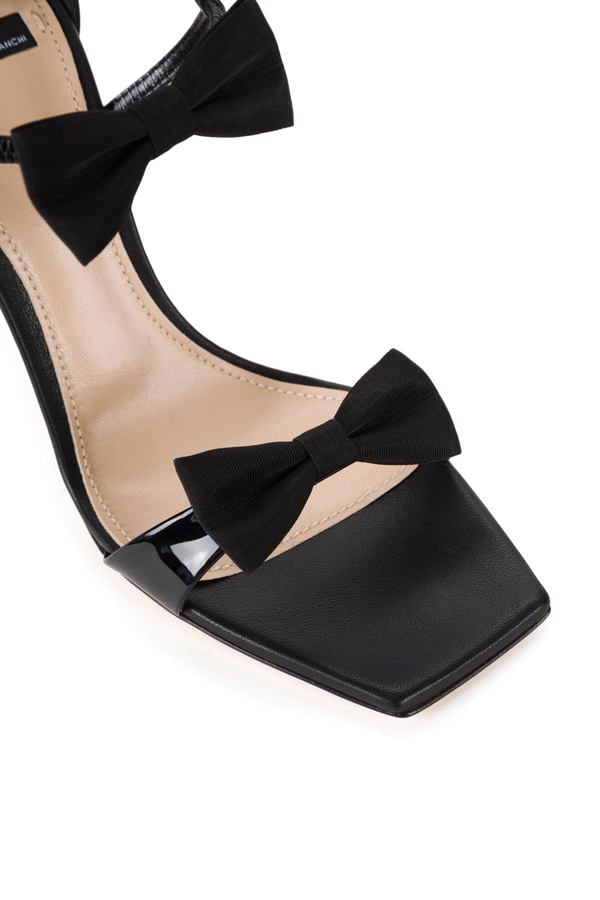 Boho chic sandals by Elisabetta Franchi - Elisabetta Franchi® Outlet