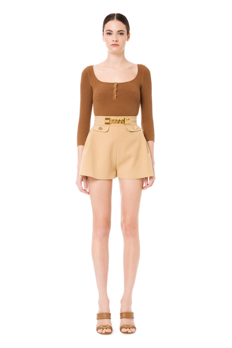 Flared shorts with gold logo accessory - Shorts | Elisabetta Franchi® Outlet