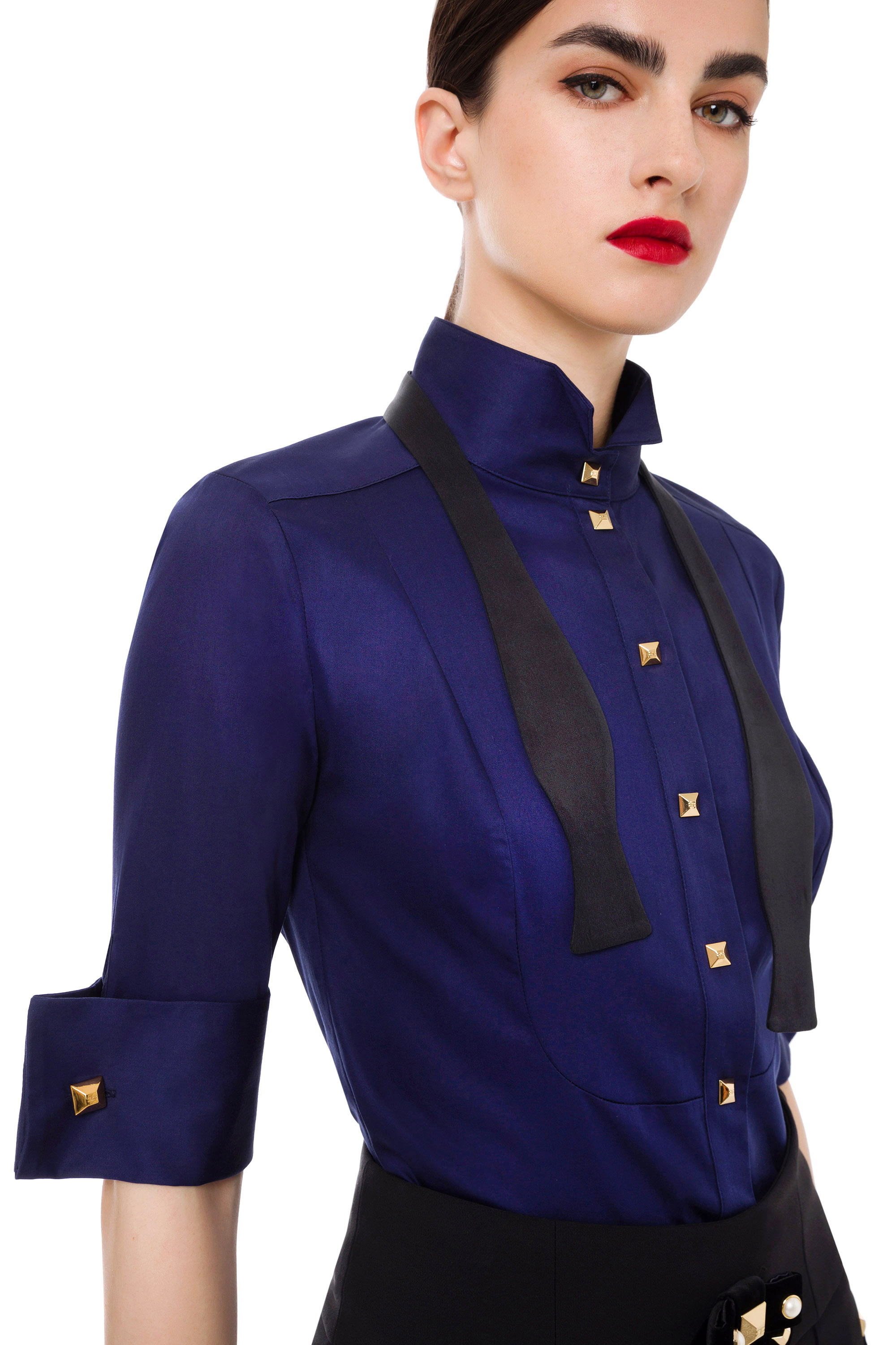 Camicia sales con borchie