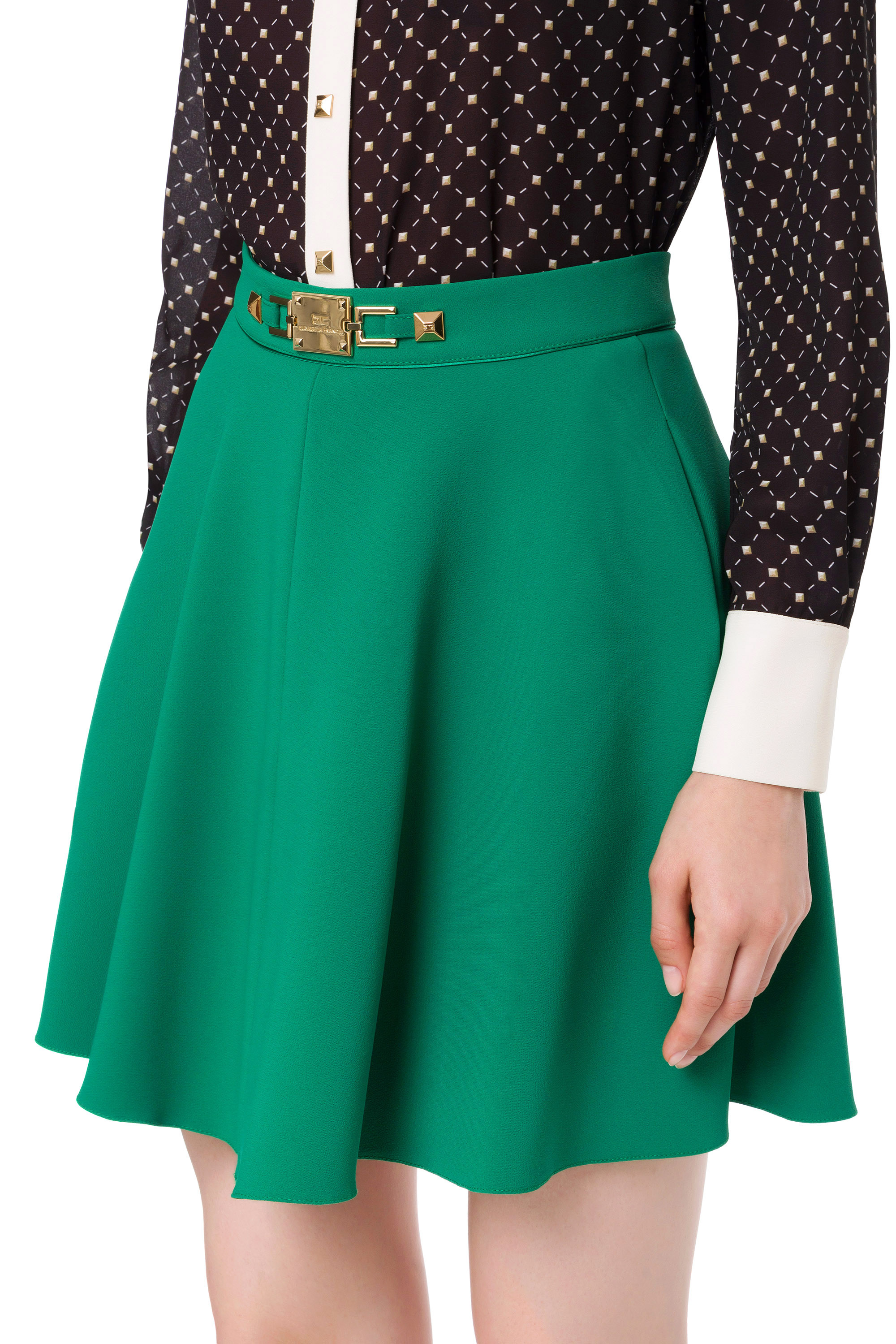 Circle skirt with logoed plaque